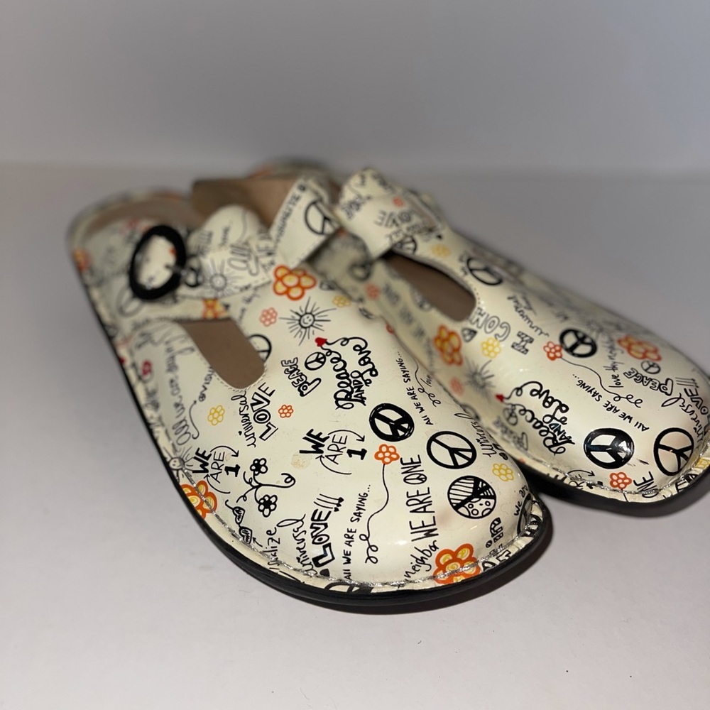 Rare Algeria Peace clogs worn once size 41